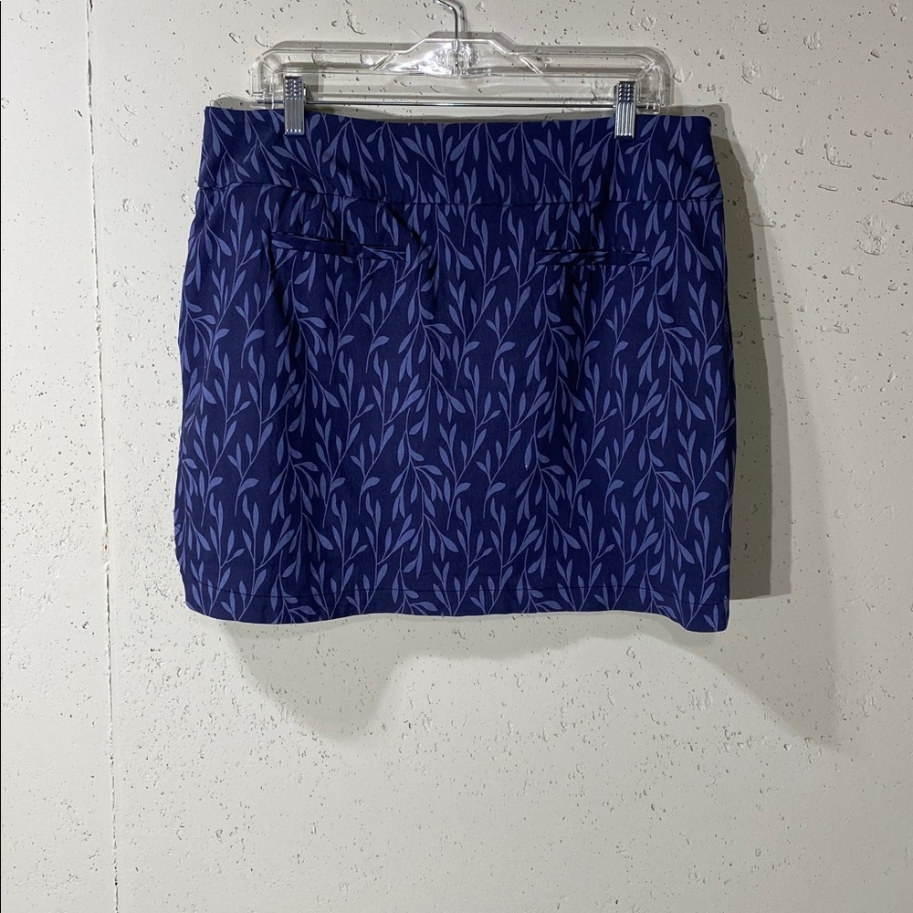 Tribal Women's Navy Leaf-Print Skorts - Picture 2 of 8